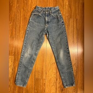 Vintage Women’s Lee Blue Jeans.  Size 3 Med.
